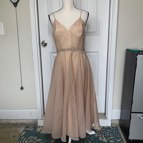 Nicole Miller Blush Formal midi party Dress Rhinestone‎ Size 8 prom homecoming - Picture 1 of 7